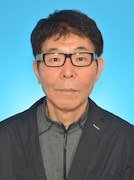 「素敵なダイナマイトスキャンダル」著者の末井昭。