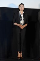 タキシード姿で登場した土屋太鳳。