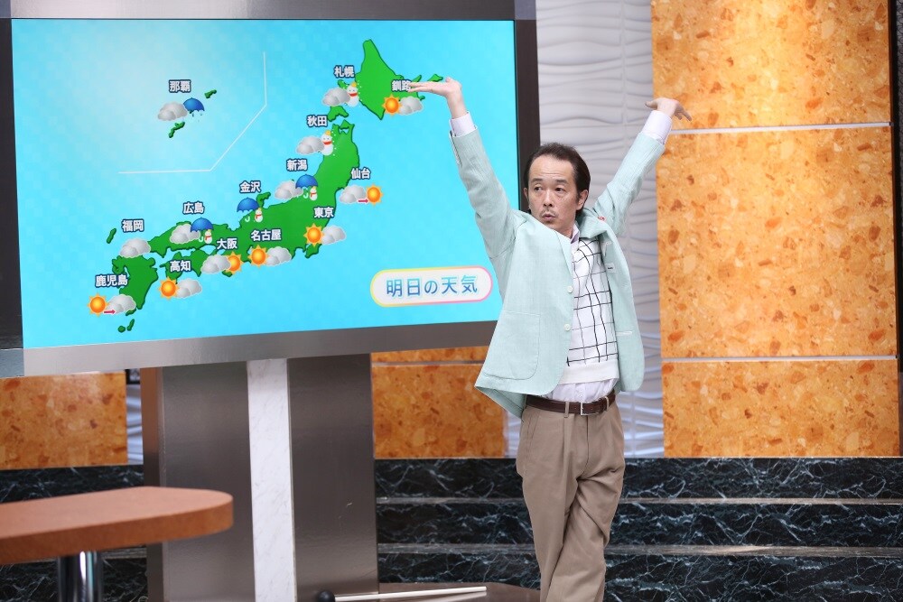 リリー・フランキーの火星人ポーズ3連発！「美しい星」本編映像＆写真到着