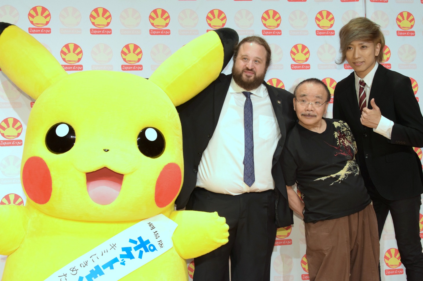 「Japan Expo 2017」プレス発表会の様子。左からピカチュウ、トマ・シルデ、丸山正雄、UMI☆KUUN。
