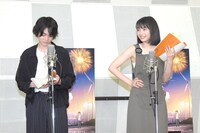 「打ち上げ花火、下から見るか？横から見るか？」公開アフレコの様子。