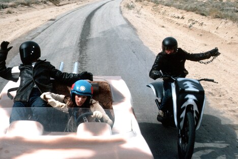 「デス・レース2000年」