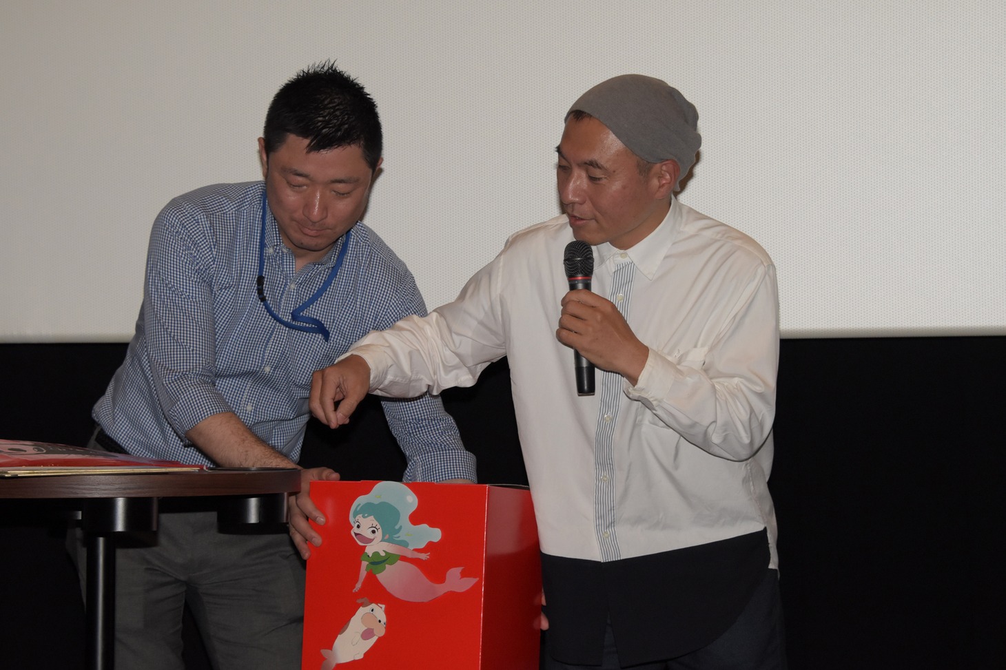「夜明け告げるルーのうた」ティーチインイベントの様子。