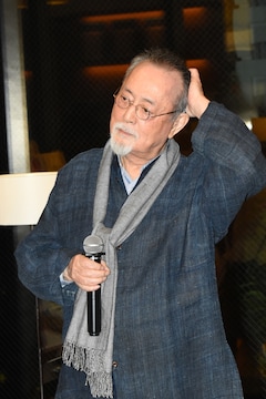 海辺のリア 84歳の仲代達矢が キャリアも人生も続けるぞ 宣言 映画ナタリー