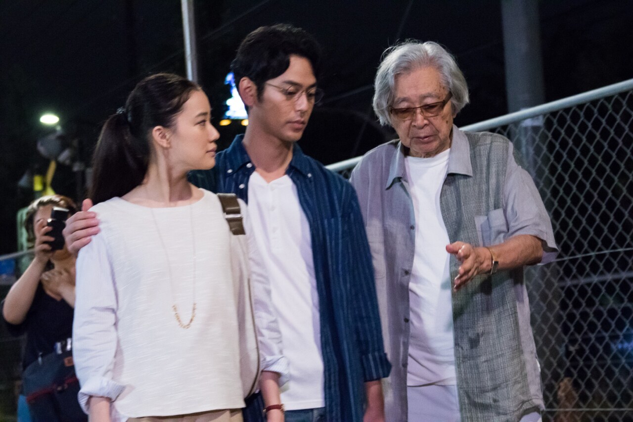 妻夫木聡、蒼井優らに山田洋次が演出、「家族はつらいよ2」メイキング写真