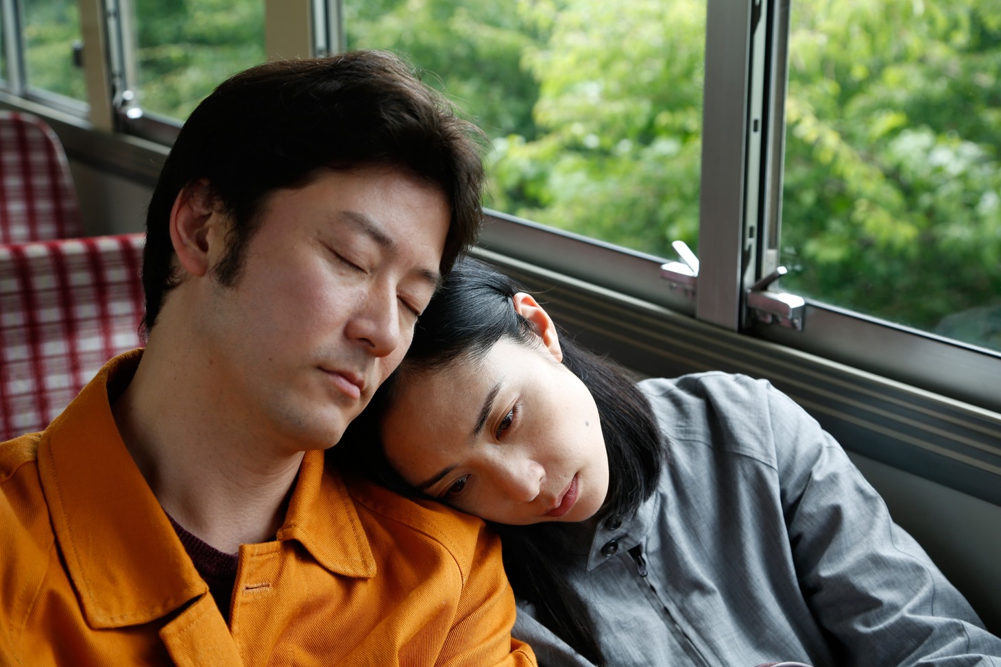 「岸辺の旅」 (c)2015「岸辺の旅」製作委員会／COMME DES CINÉMAS