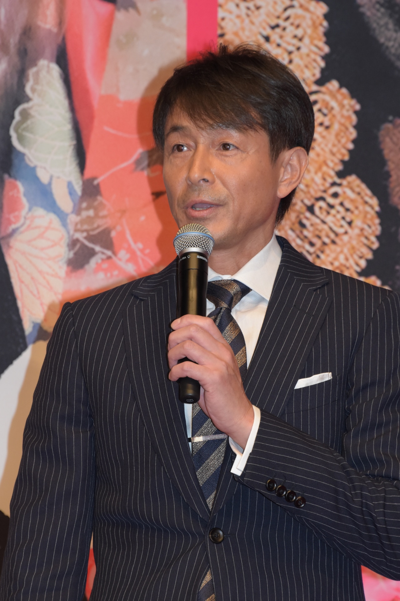 吉田栄作