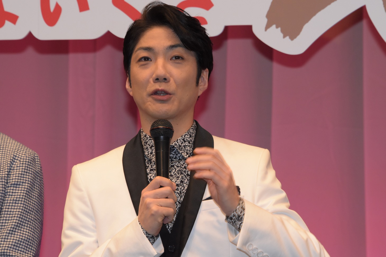 野村萬斎