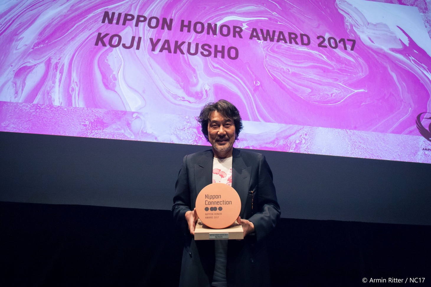 ニッポン名誉賞に輝いた役所広司。