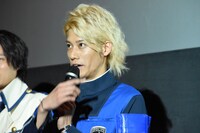 金髪になったため、共演陣から「グレちゃったの？」とツッコまれた林剛史。