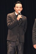 満島真之介