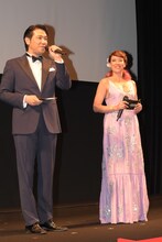 左から別所哲也、LiLiCo。