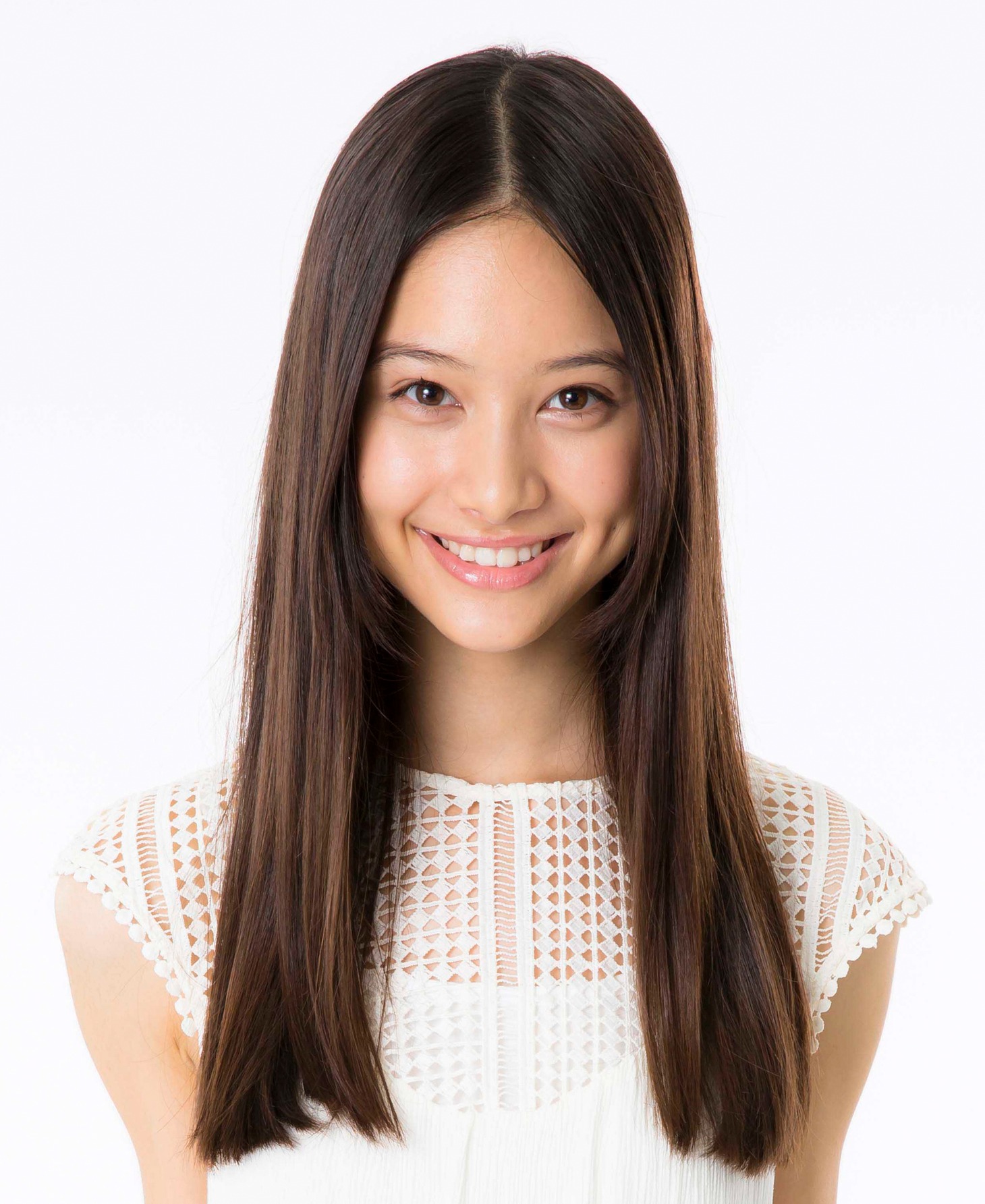 長谷川ニイナ