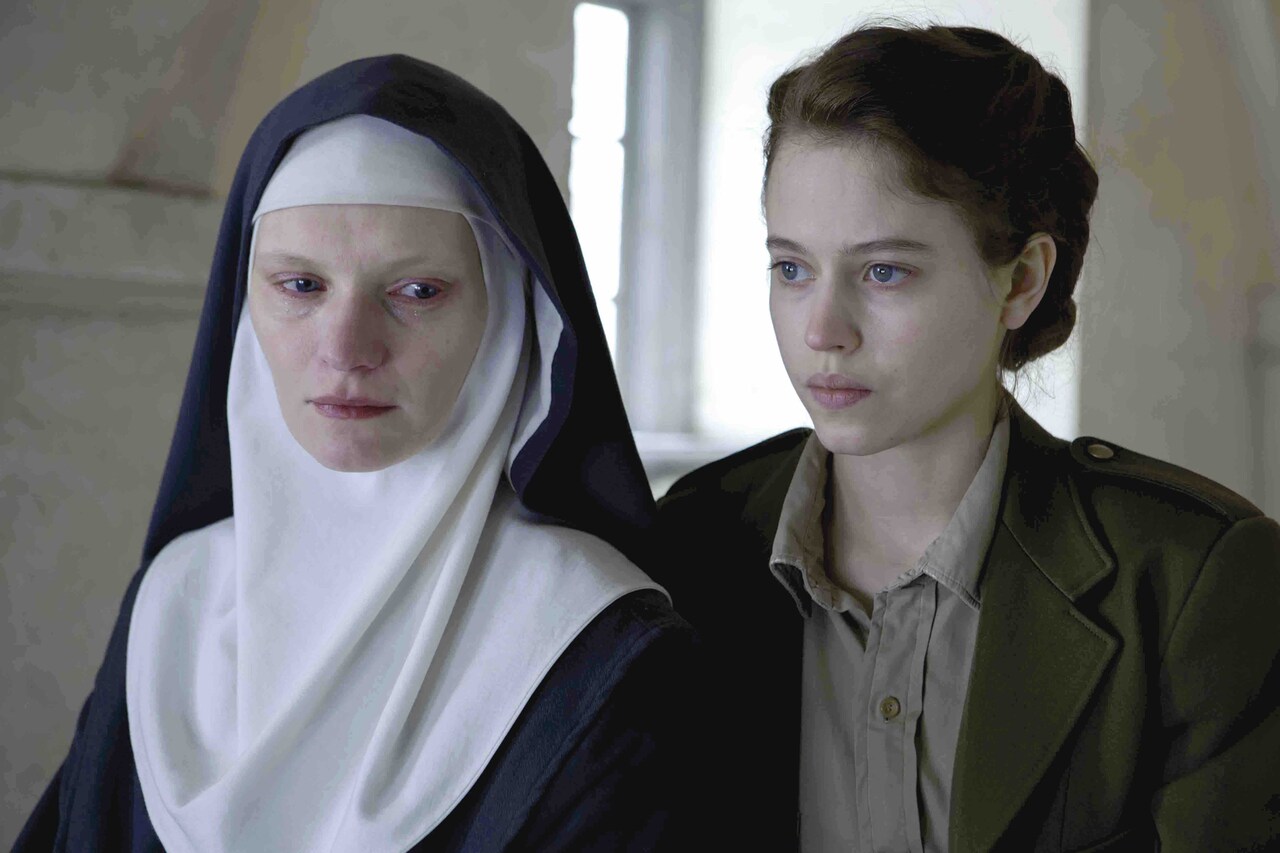 フランス映画祭閉幕、観客賞は身ごもった修道女たちを女医が救う「夜明けの祈り」