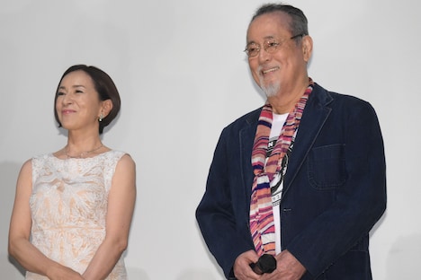 左から原田美枝子、仲代達矢。