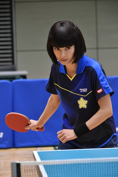 「ミックス。」より、中村アン演じる佐藤風香。