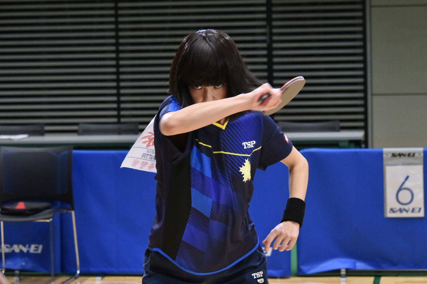 「ミックス。」より、中村アン演じる佐藤風香。