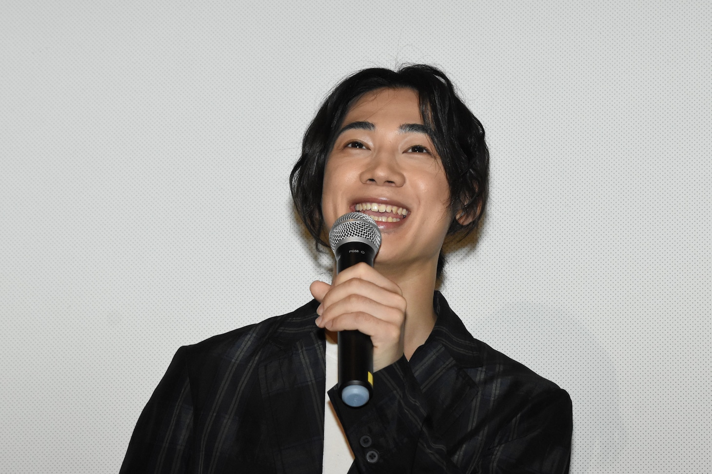三津谷亮