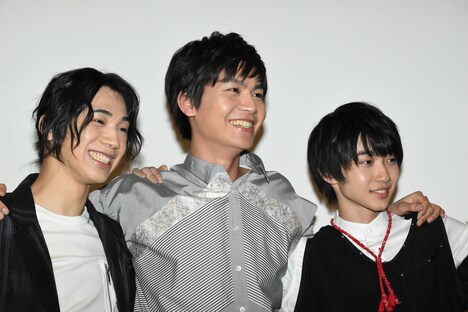 左から三津谷亮、多和田秀弥、小野寺晃良。