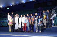 「劇場版 仮面ライダーエグゼイド トゥルー・エンディング」「宇宙戦隊キュウレンジャー THE MOVIE ゲース・インダベーの逆襲」製作発表記者会見の様子。