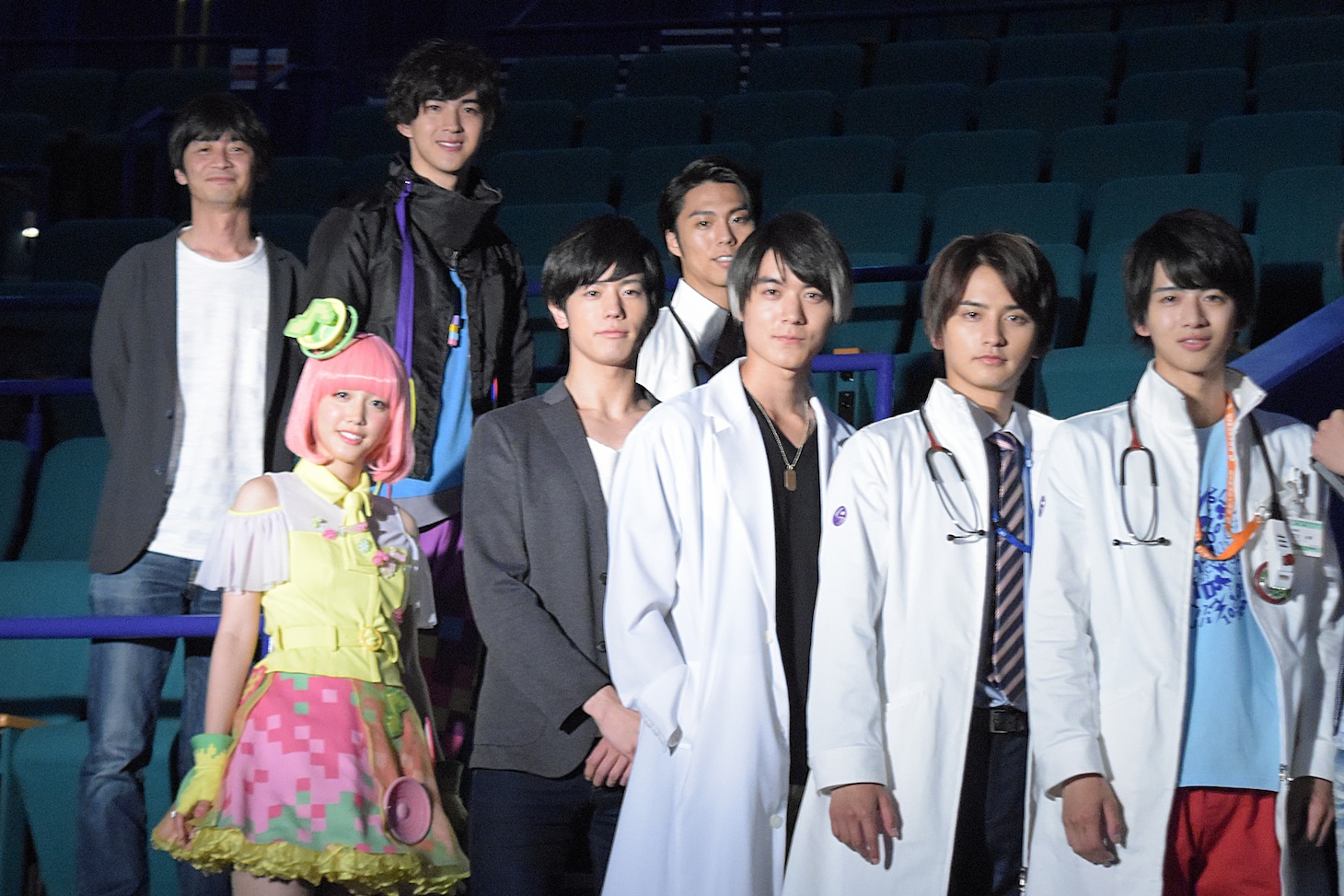 「劇場版 仮面ライダーエグゼイド トゥルー・エンディング」製作発表記者会見の様子。
