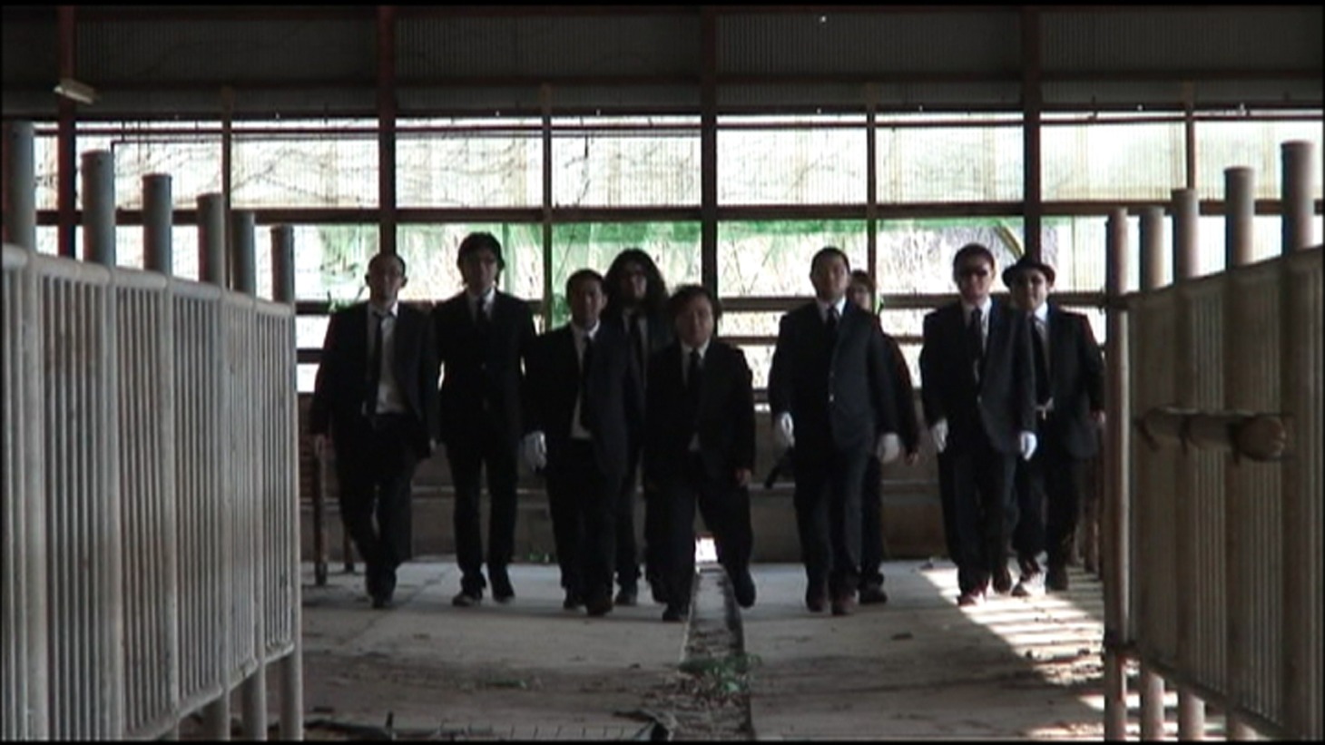 「怪談新耳袋 殴り込み！＜西日本編＞」 (c)2010怪談新耳袋殴り込み！製作委員会 BS-TBS/キングレコード