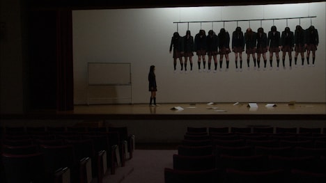 「怪談新耳袋 絶叫編 まえ すごい顔」 (c)2009怪談新耳袋製作委員会 BS-TBS/キングレコード