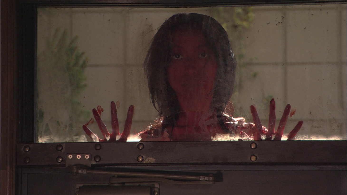 「怪談新耳袋 -ふたりぼっち編-」 (c)2005怪談新耳袋製作委員会 BS-TBS/キングレコード