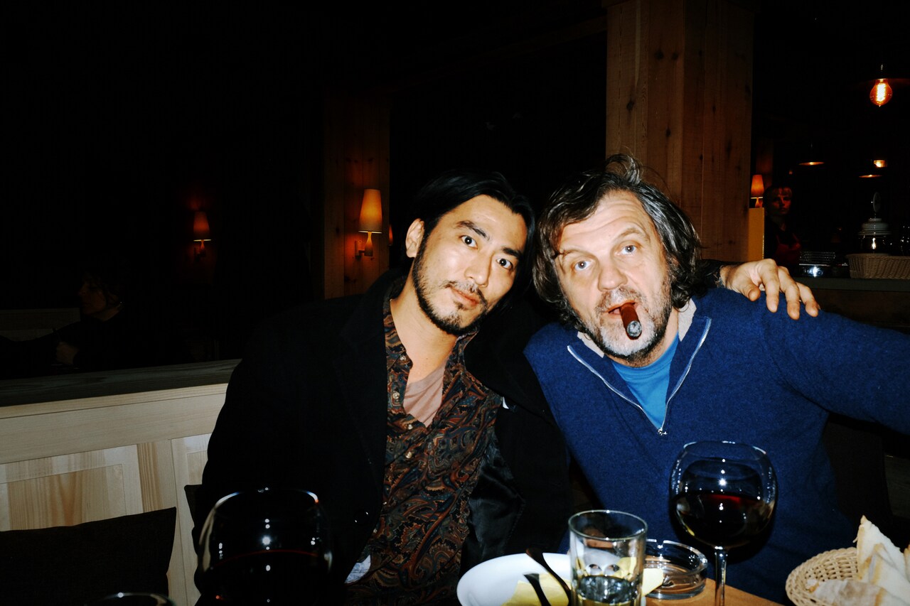 “エミール・クストリッツァの村”から始まった「ブランカとギター弾き」誕生秘話