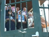 「Women in Struggle-目線-」