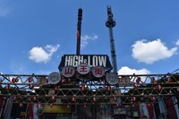 「HiGH&LOW THE LAND」のステージ装飾。