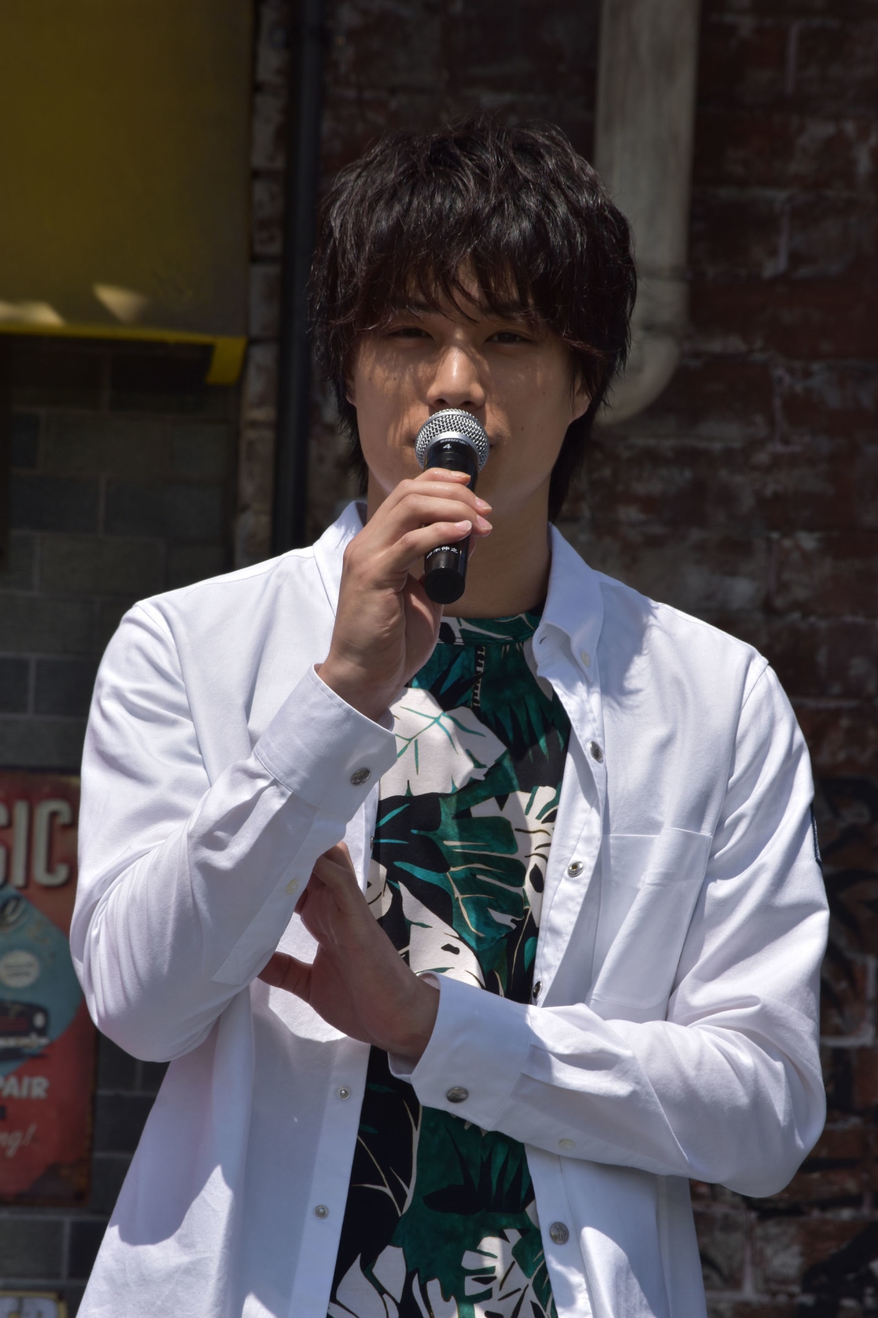 左から町田啓太、鈴木伸之、岩田剛典。 - HiGH&LOW THE LAND本日