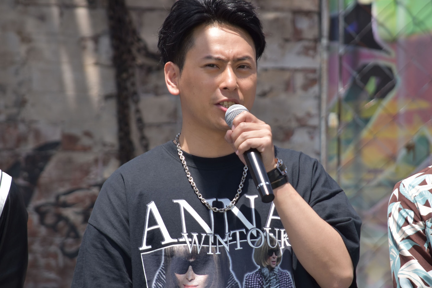 山下健二郎