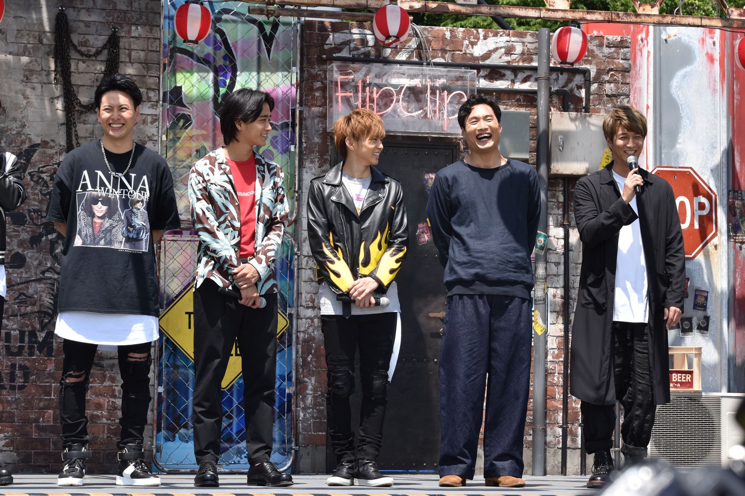 「HiGH&LOW THE LAND」「HiGH&LOW THE MUSEUM」発表会の登壇者たち。