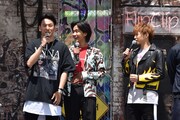 左から山下健二郎、佐藤寛太、佐藤大樹。
