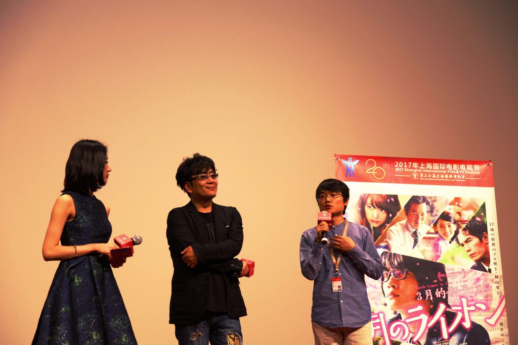 第20回上海国際映画祭に参加した大友啓史（中央）。