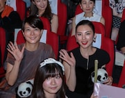 左から三島有紀子、田中麗奈。