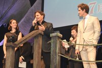 「パイレーツ・オブ・カリビアン／最後の海賊」夏祭りプレミアの様子。