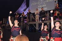 「パイレーツ・オブ・カリビアン／最後の海賊」夏祭りプレミアの様子。