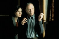 「トリコロール／赤の愛」 (c)1994 MK2 Productions / France 3 cinema / CAB Productions / Film studio TOR