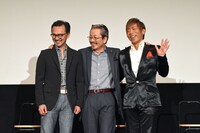 左から会田正裕、水谷豊、HIDEBOH。