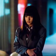 浅川梨奈が追い詰められおびえる「人狼ゲーム マッドランド」予告編