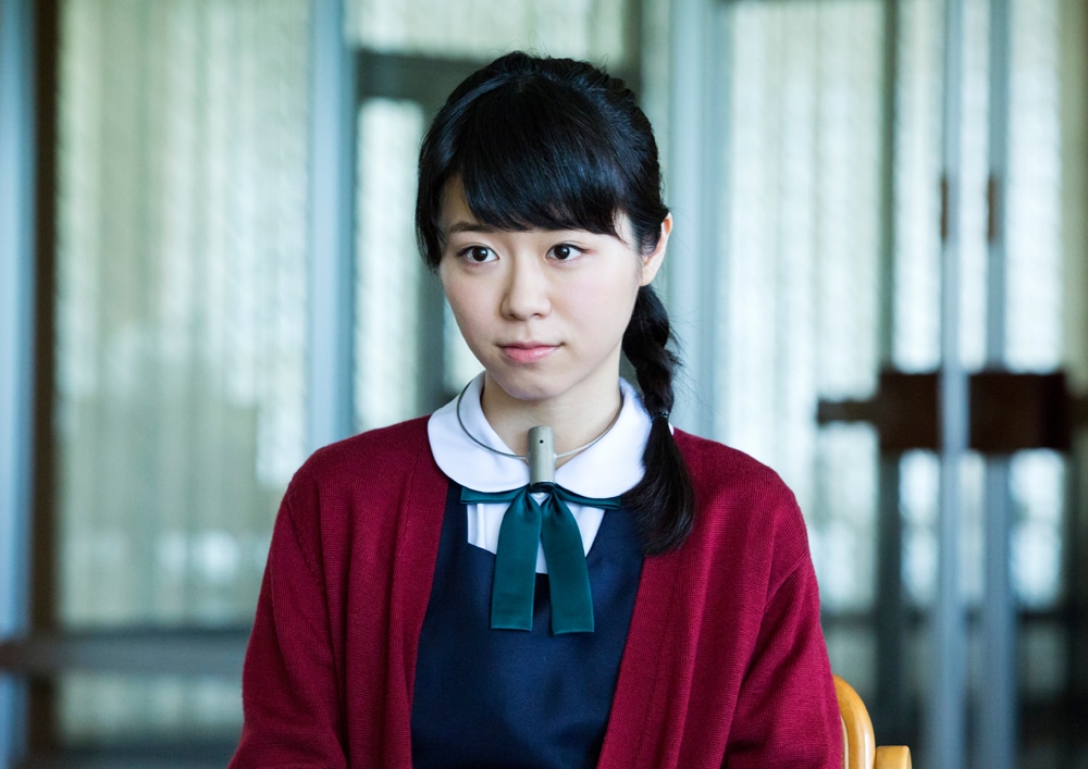 浅川梨奈が追い詰められおびえる「人狼ゲーム マッドランド」予告編