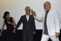 「ふたりの旅路」初日舞台挨拶の様子。