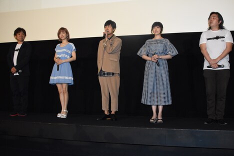 「『宇宙戦艦ヤマト2202 愛の戦士たち』第二章『発進篇』」初日舞台挨拶の様子。