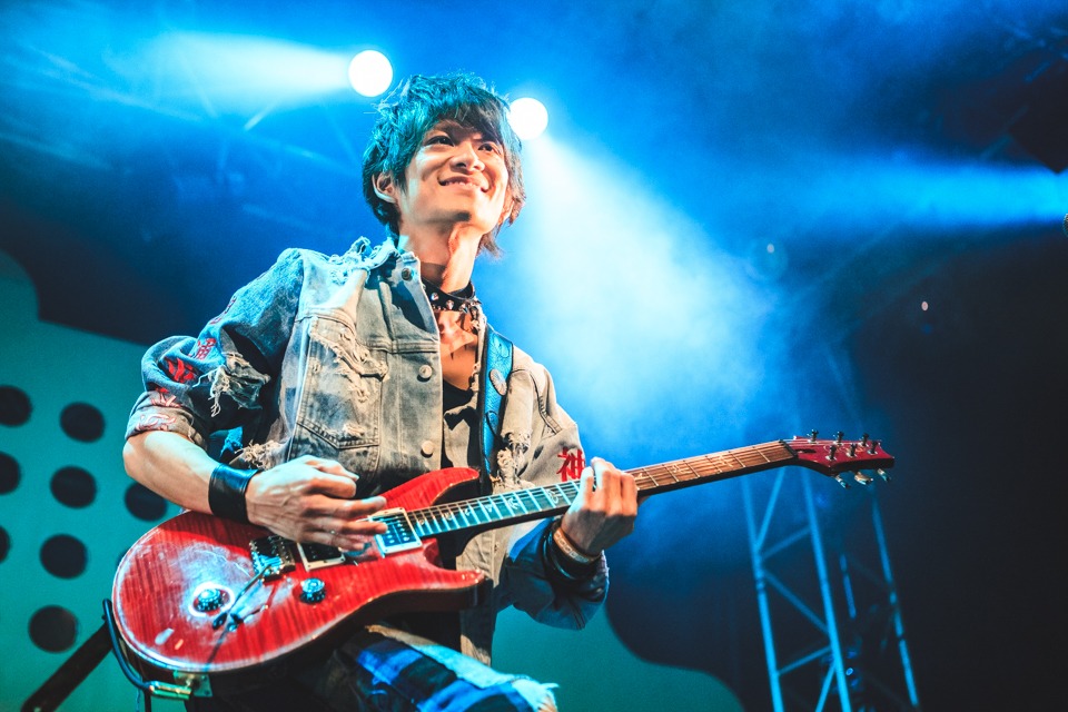 「Thinking Dogs DOG'S PARTY vol.10 ～THE 2nd ANNIVERSARY LIVE～」の様子。