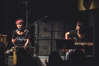 「Thinking Dogs DOG'S PARTY vol.10 ～THE 2nd ANNIVERSARY LIVE～」の様子。