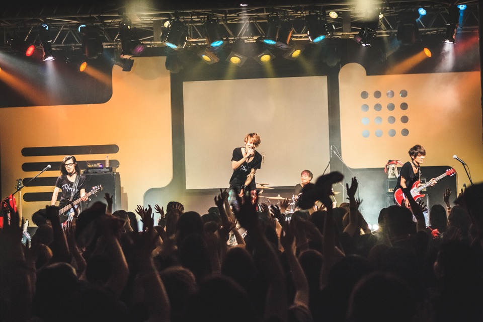 「Thinking Dogs DOG'S PARTY vol.10 ～THE 2nd ANNIVERSARY LIVE～」の様子。