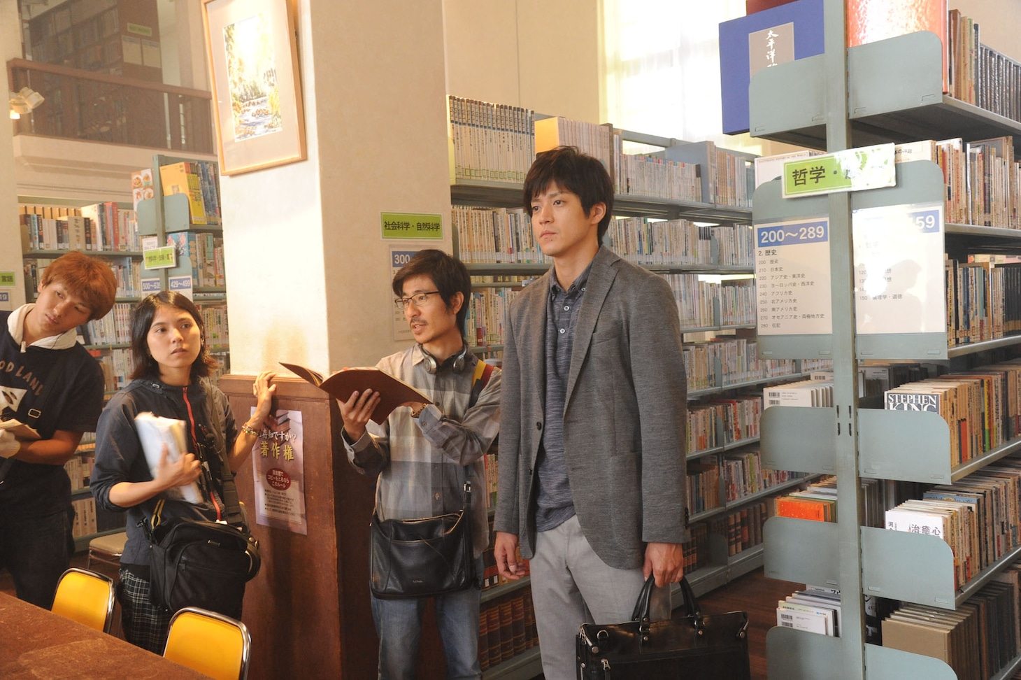 「君の膵臓をたべたい」メイキングカット。中央左が月川翔、中央右が小栗旬。