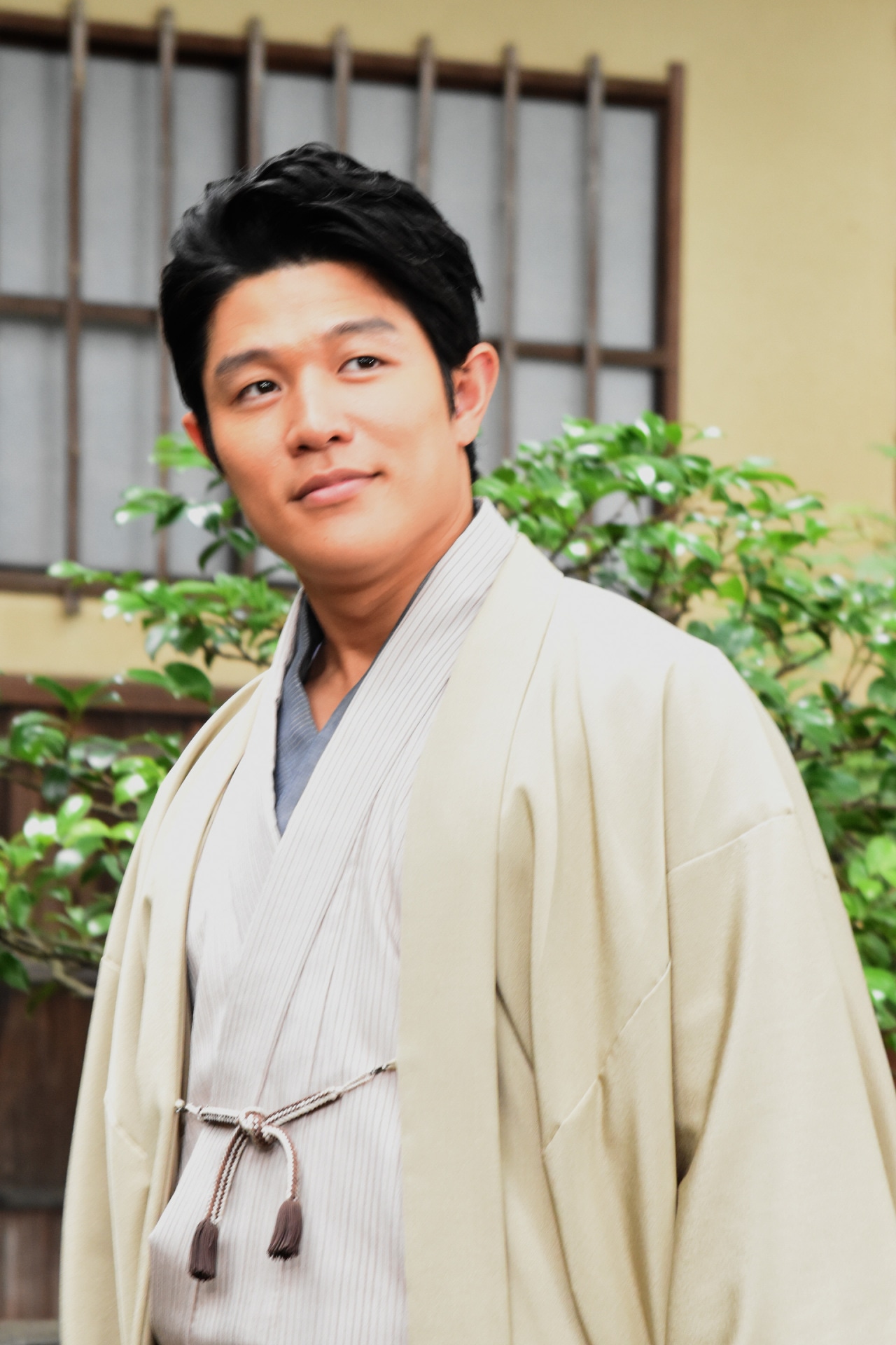 鈴木亮平